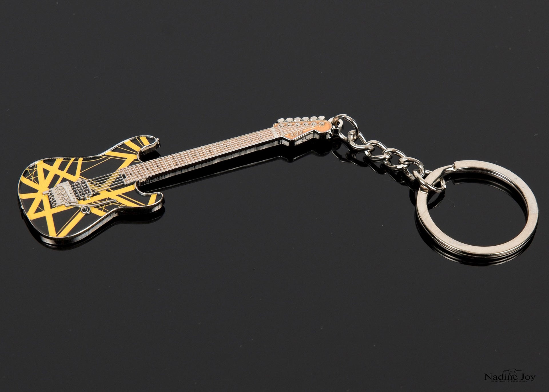 VH2 Guitar Keychain